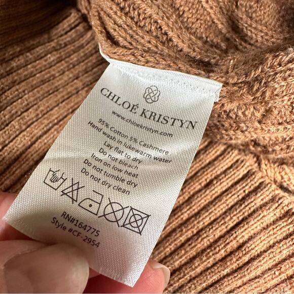 Chloe Kristyn Size Small Tan Tequila V Neck Cable Sweater Cozy Cabin Chic NWT - Picture 6 of 15